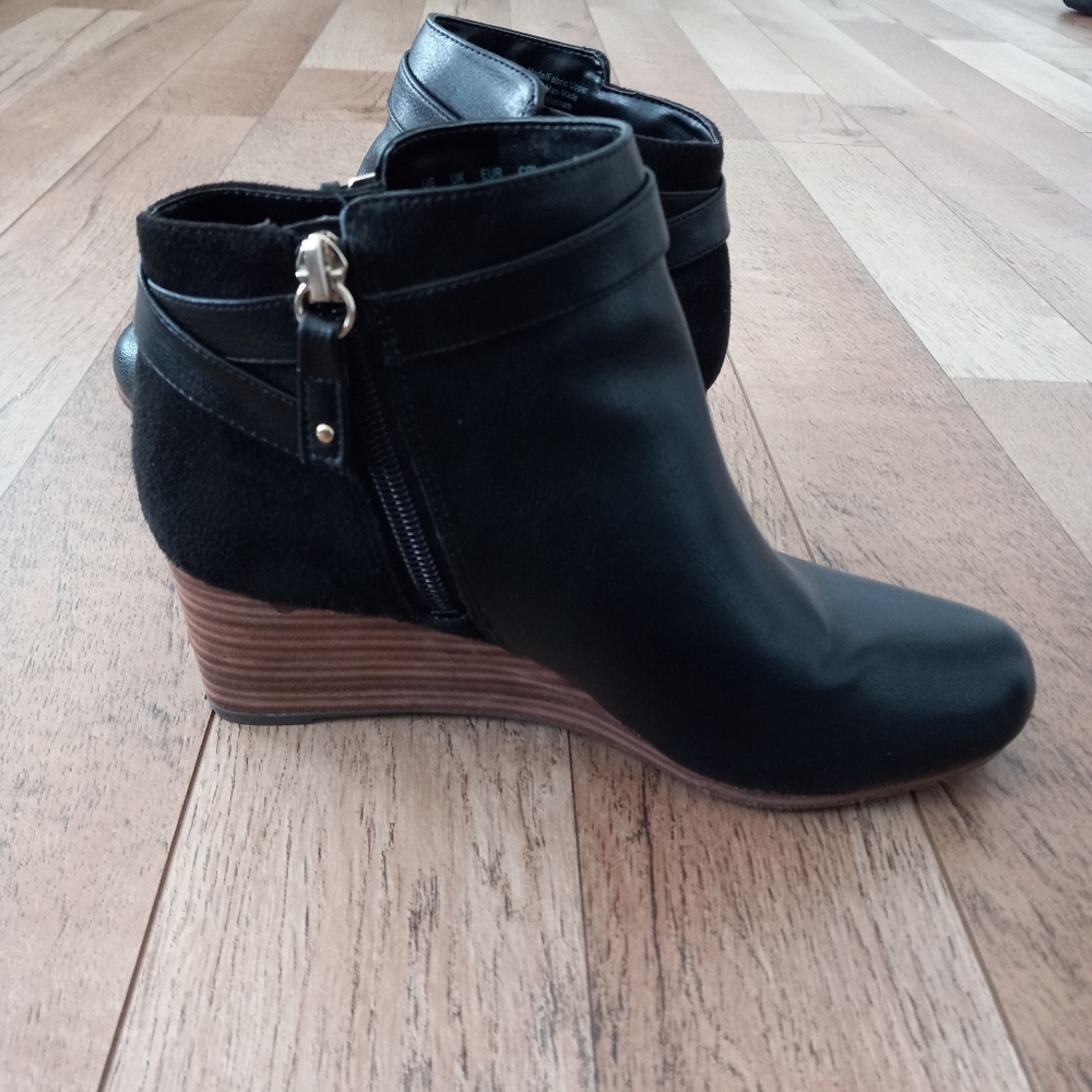 DR SCHOLLS Women's Black Buckle Ankle Boots Booties